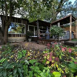  Holiday home Lynbrook And Hot Tub, New Forest